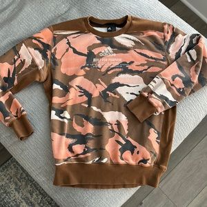 Men’s Adidas sweatshirt